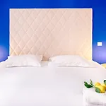 Lemon Hotel