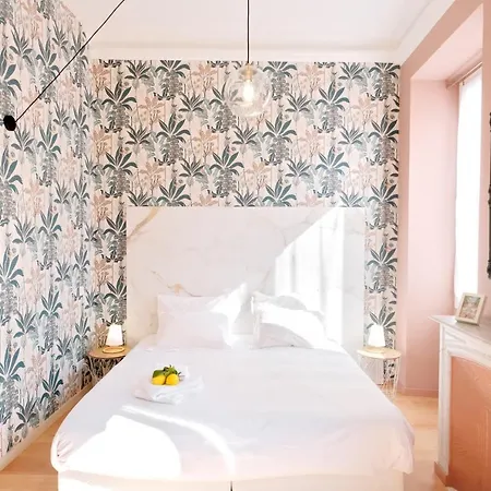 Lemon Hotel 2*