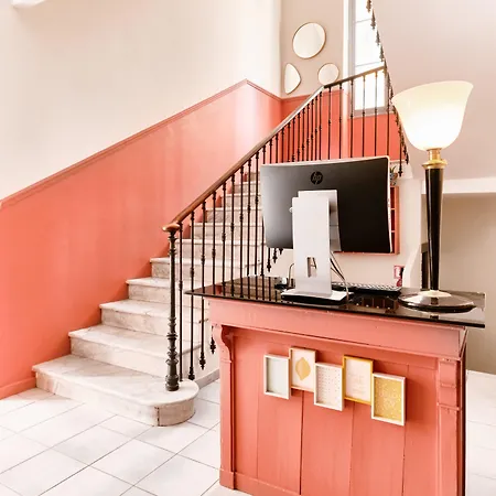 Lemon Hotel Menton